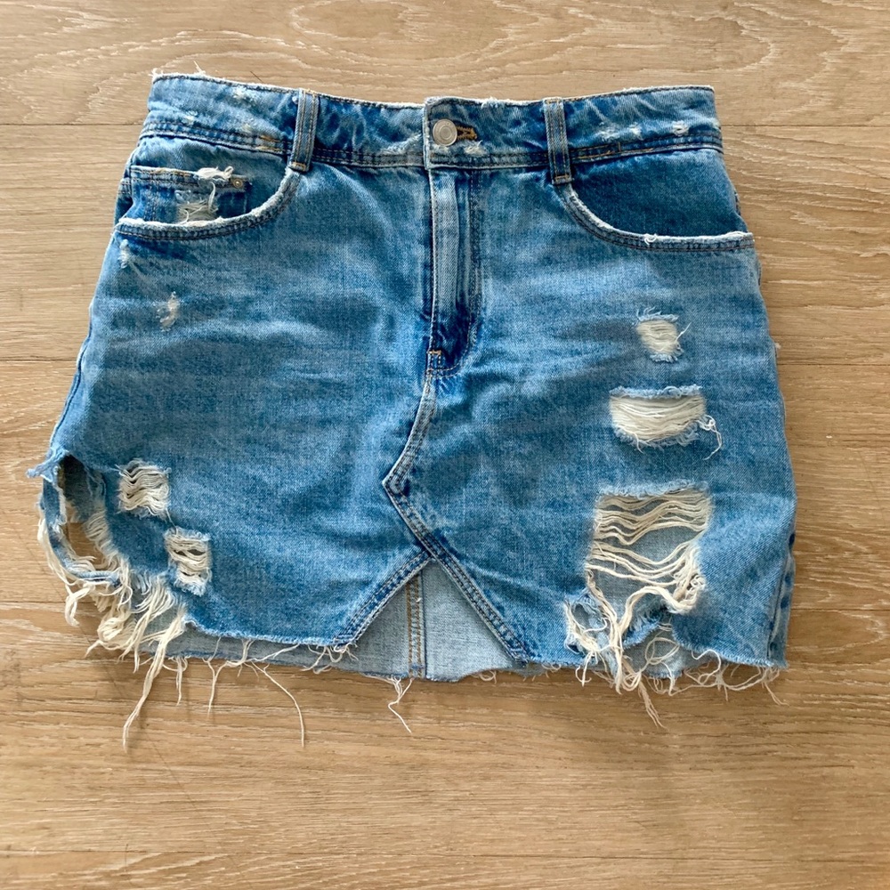 Denim ZARA jean skirt with rips